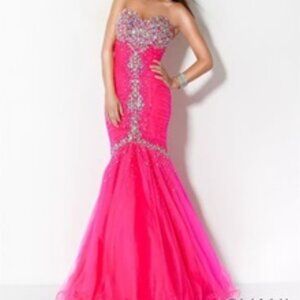 Size: 6, Jovani #171174 Mermaid Beaded Prom Dress/pageant/Strapless/lined